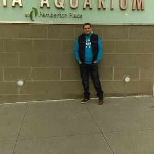 Meet your Posher, Luis roberto